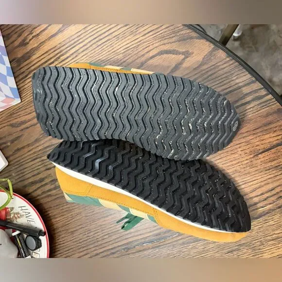 New Balance® 237 x J.Crew Sneakers – Men’s 10.5, Jade/Workwear Colors - Picture 6 of 9